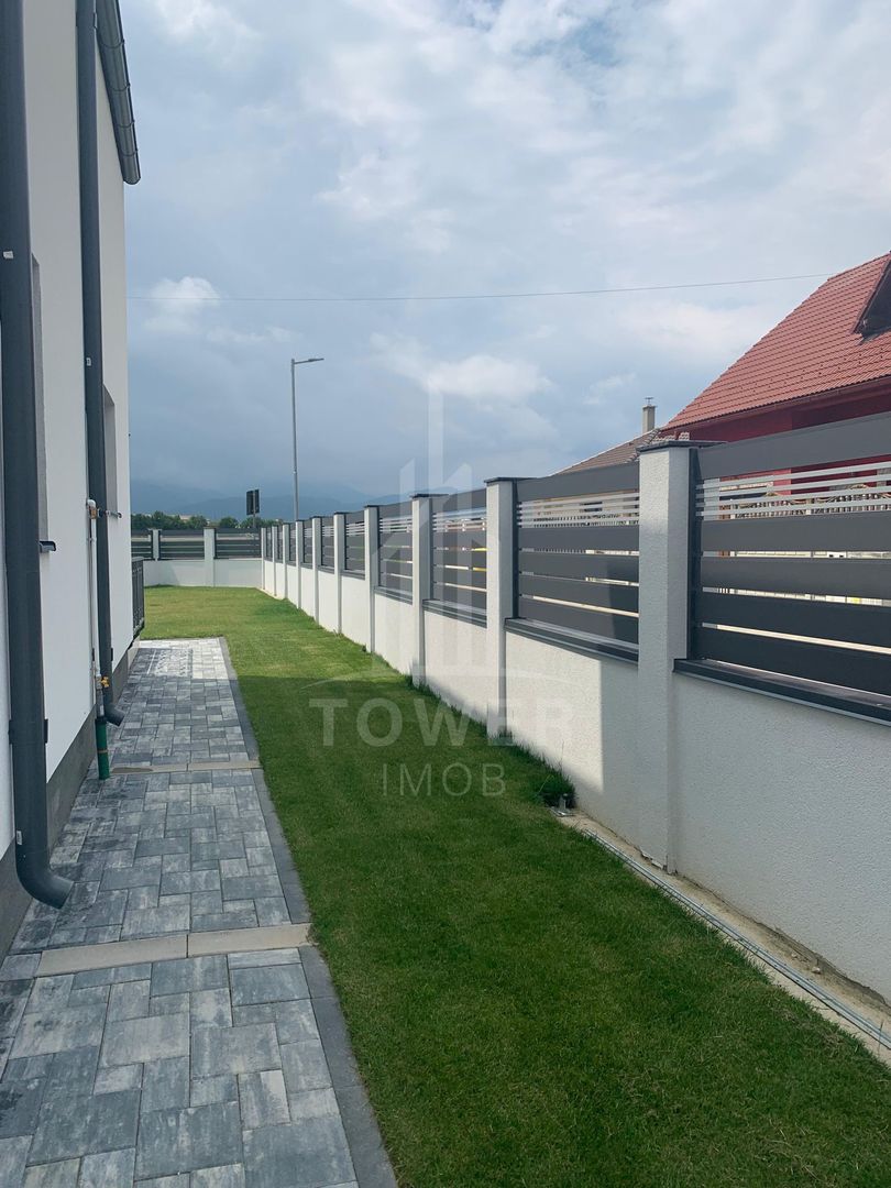 Casă de vânzare cu 4 camere | Loc. Cristian - Poză 3