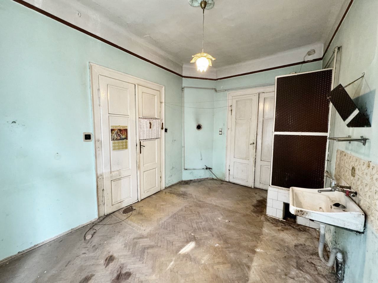 Apartament pretabil pentru birou/cabinet Strada Coșbuc. - Poză 8