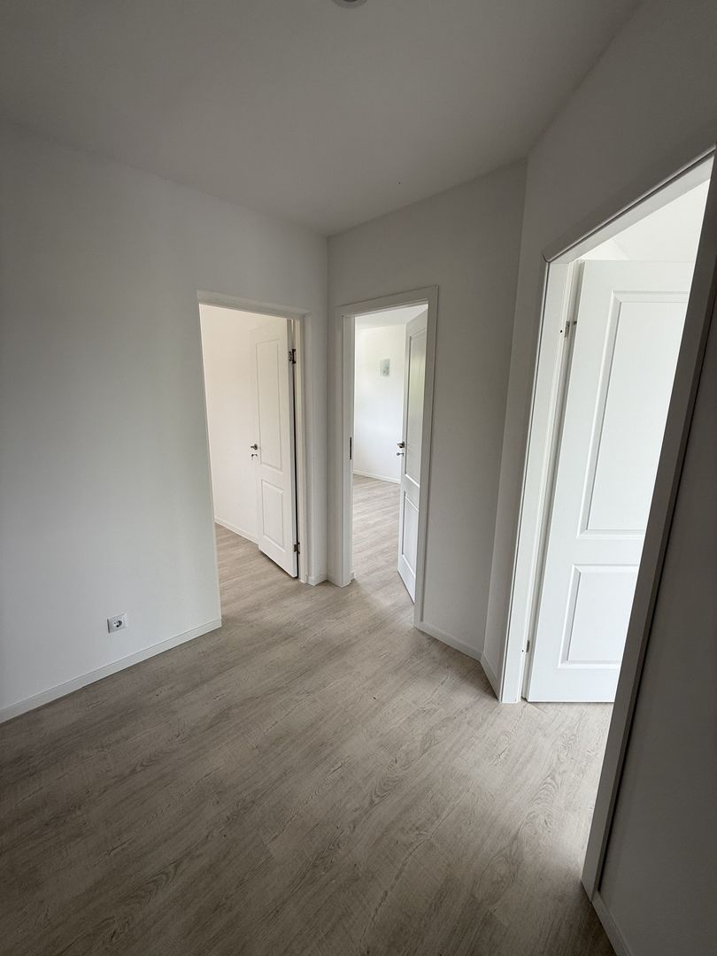Vila 4 camere cu arhitectura deosebita langa pădure in Corbeanca ! - Poză 18