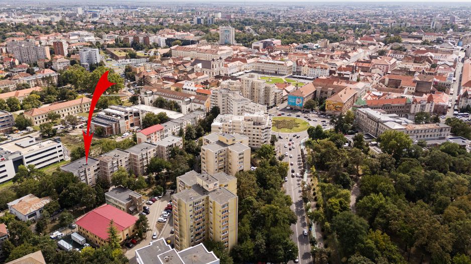 Un apartament cum rar găsești, în centrul orasului | 4 camere & 2 bai - Poză 21