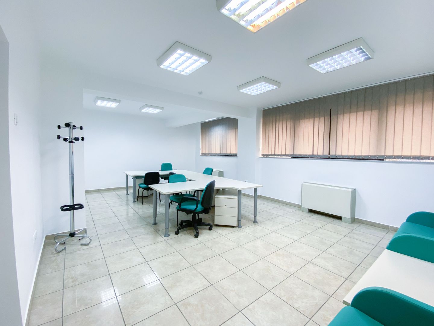 De inchiriat in cladire birouri P+5 etaje – PARTER - Poză 25