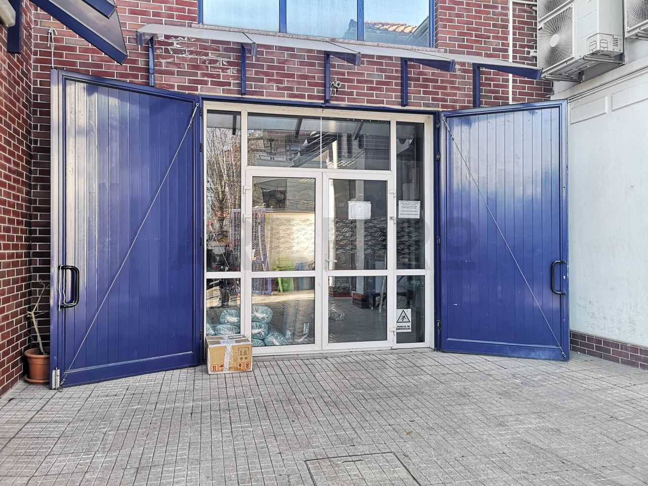 Zero comision, 460mp imobil polivalent birouri, showroom, productie - Poză 1