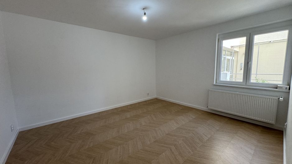 Apartament nr.14 cu 3 camere, boxa si parcare incluse in pret - Poză 14