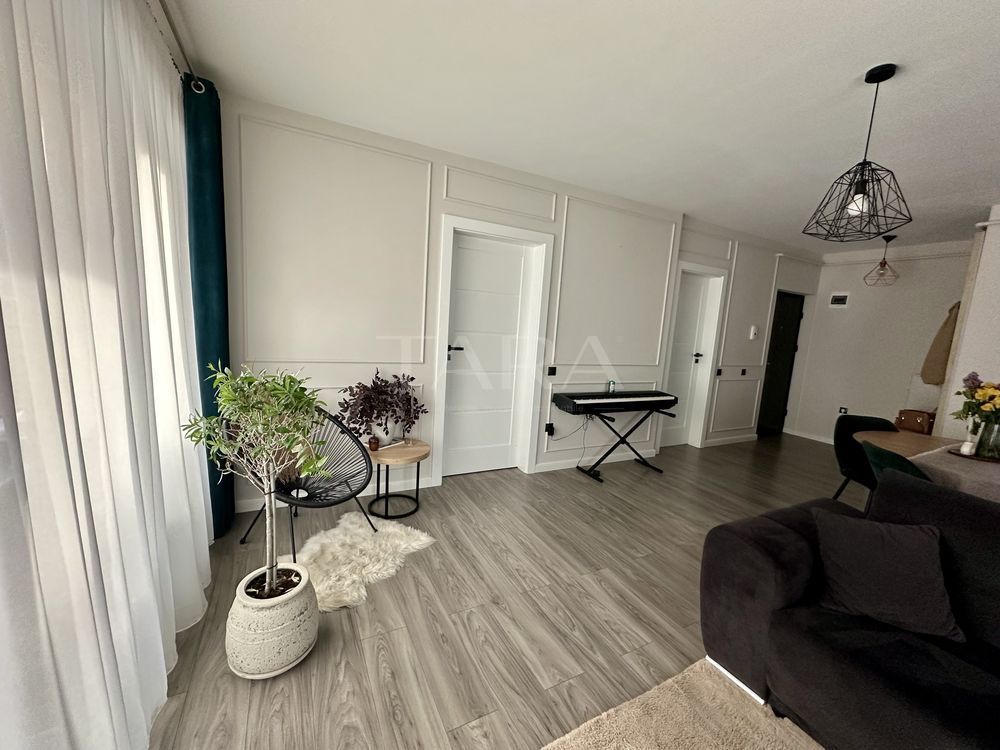 Apartament exclusivist cu panoramă superbă3 camere 2 balcoane. - Poză 3