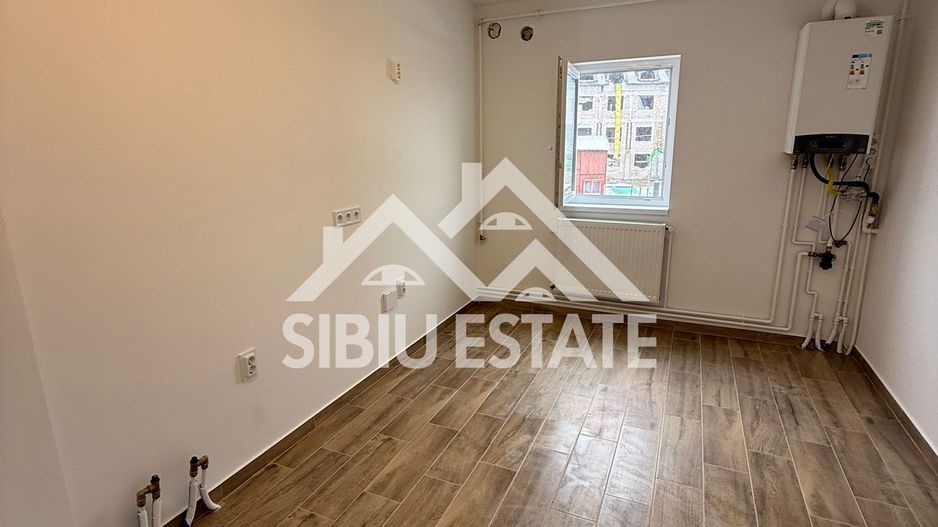 Locație excelentă! Apartament 3 camere renovat, etaj 1, Sibiu - Poză 3