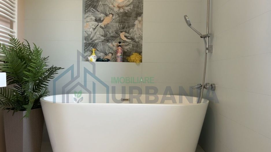 Casă cu 4 camere, în curte, finisaje high-quality - Poză 8