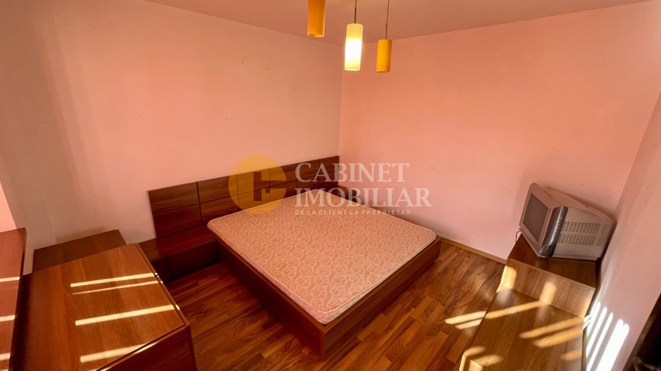 Apartament cu 3 camere - Etaj Intermediar - Fara Risc - Podu Ros - Poză 3