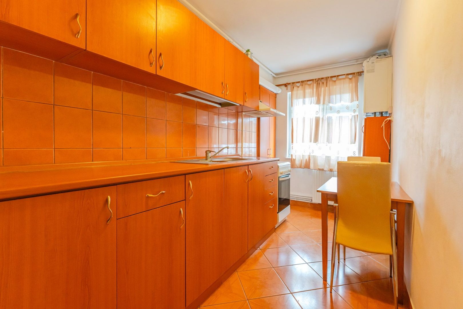 Garsonieră de 32 mp cu bucătărie separată, parter,  zona Piața Astra - Poză 8