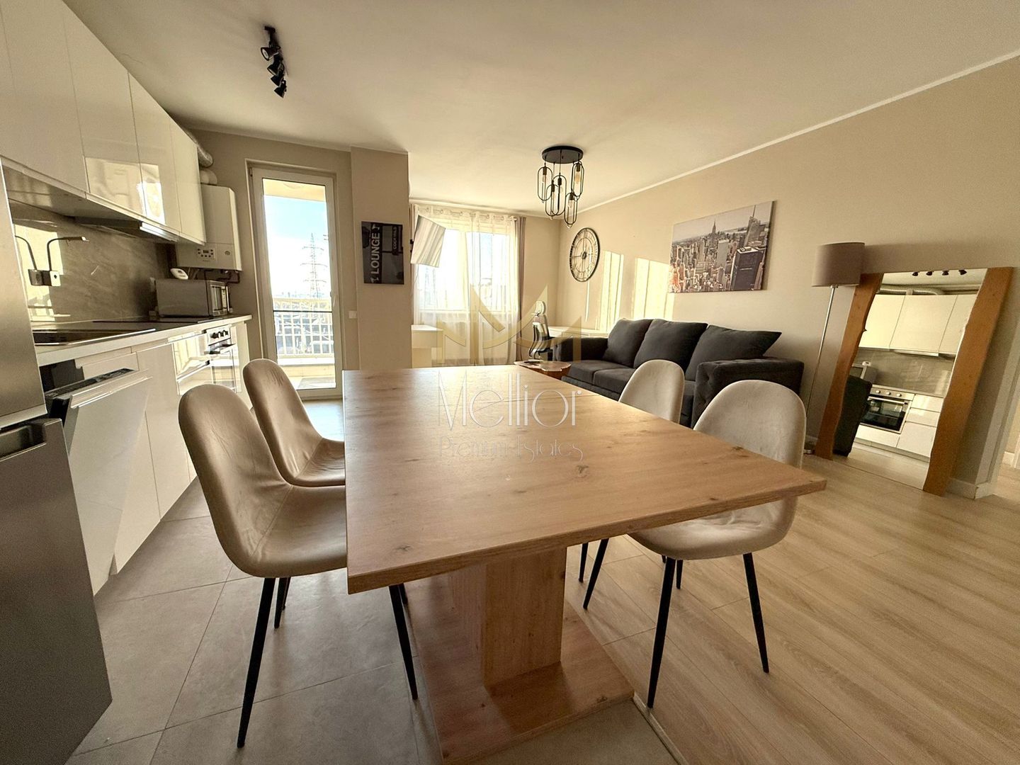 Apartament semidecomandat 2 camere - Poză 1