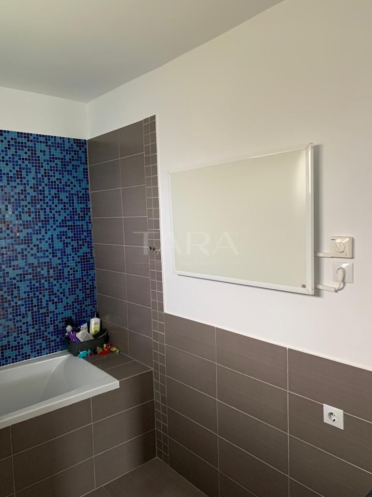 Înconjurată de verdeață – Casa ideală pentru tine și familia ta. - Poză 12