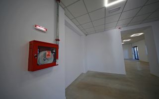 Spatiu comercial de 246 mp, 9 locuri de parcare, zona Metalurgiei - Poză 11