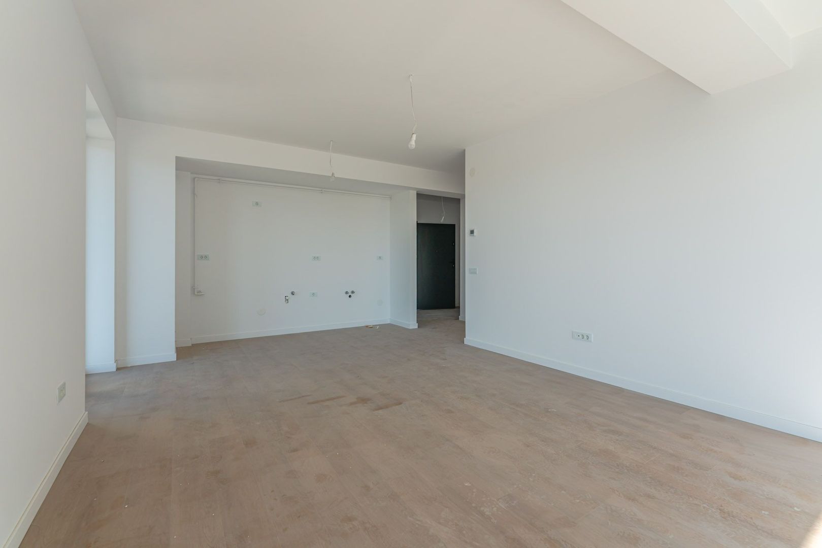 Apartament 2.5 Camere Sala Polivalentă | 59 mp Util + 18 mp Balcon - Poză 3