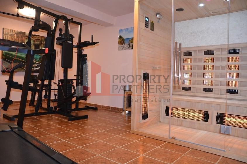 Pensiune la cheie de vânzare în Bran – Afacere cu 10 camere plus piscina - Poză 38