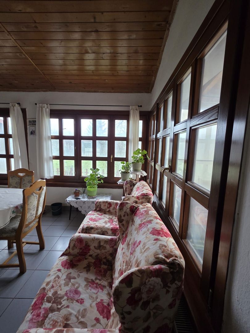 DE VANZARE CASA 5CAMERE ZONA CENTRALA TALMACIU - Poză 10