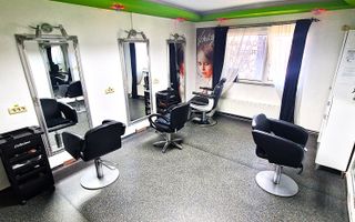 Oferim spre vanzare afacere la cheie,salon infrumusetare si masaj - Poză 5