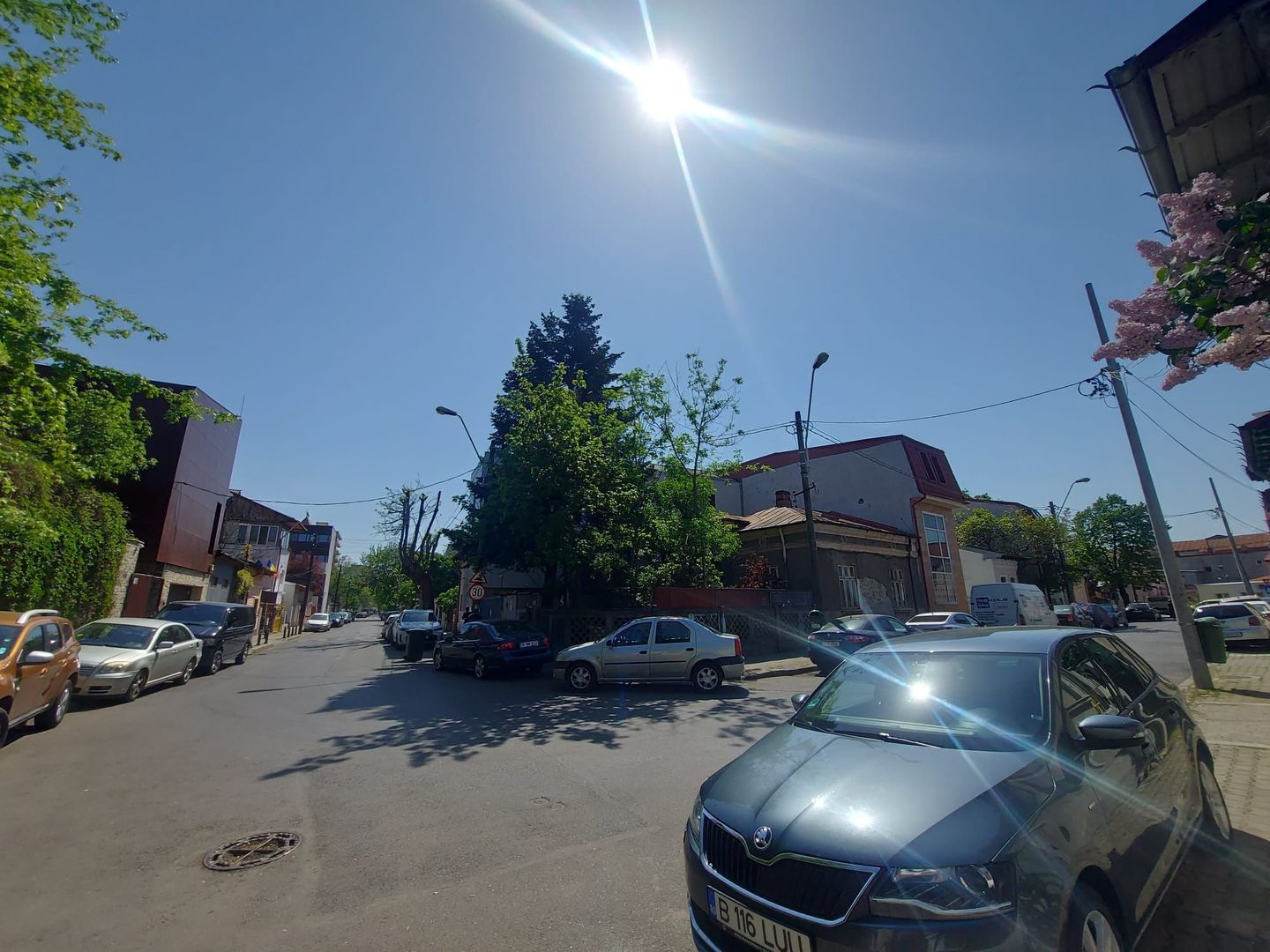 Casa curte || 2 camere || Banu Manta || Titulescu || Primăria sectorului 1 - Poză 2