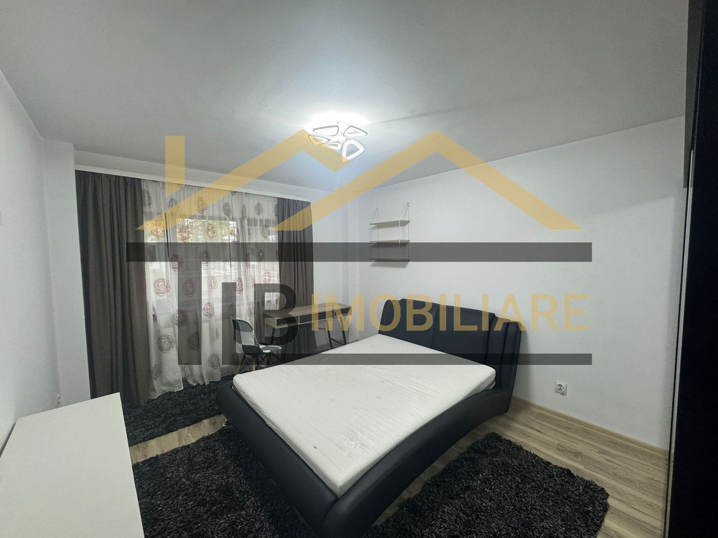 Apartament de 3 camere, 91mp, parcare, Zona Facultatea Petru Maior - Poză 4