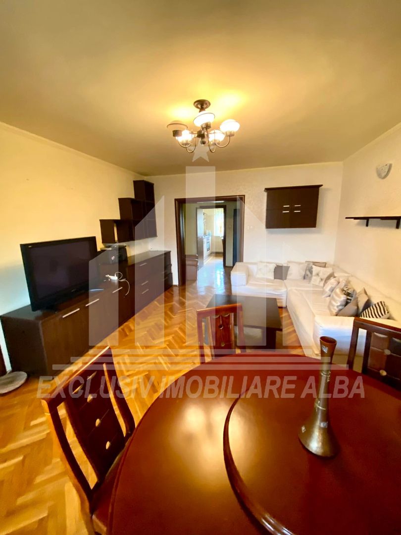 Apartament cu 3 camere decomandate de inchriat, Caroline - Poză 3