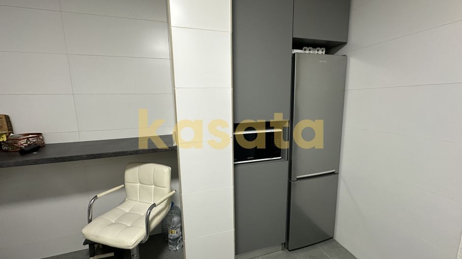 Apartament 3 Camere | Decomandat | Bloc Reabilitat | Garaj Disponibil - Poză 14