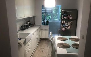 Vanzare Apartament 3 camere, etaj 1, 2 băi, renovat, mobilat, utilat - Sector 5 - Poză 4