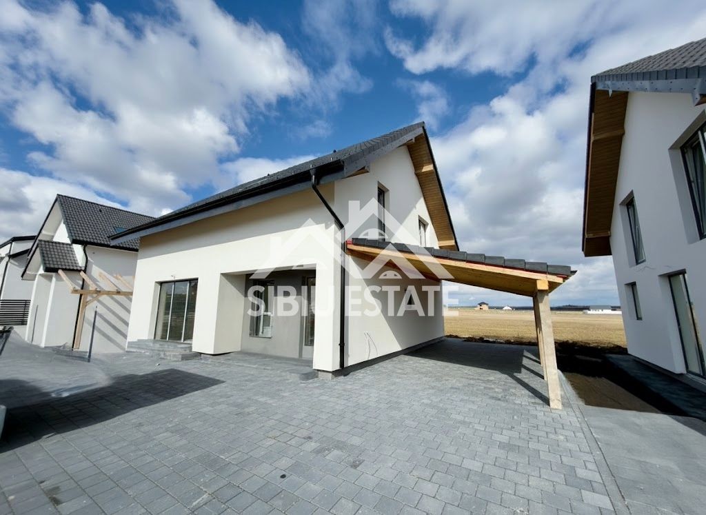 Casă Individuala – Eficienta Energetica Premium Pompă  Caldura DAIKIN - Poză 1