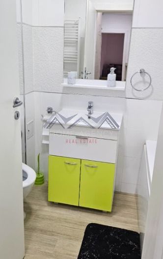 Apartament 2 camere Otopeni central | bucătărie închisă, parcare - Poză 7