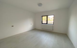 Valu lui Traian (COD 07) Casă 3 camere - Poză 1