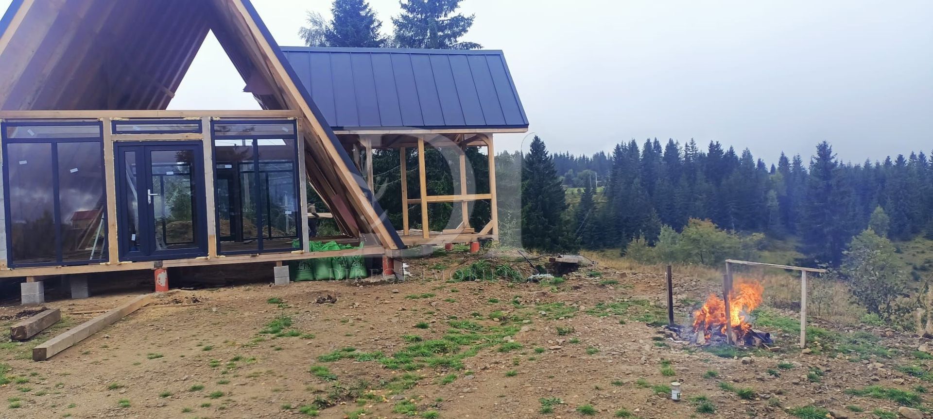 Cabana tip A frame si teren 1000 mp de vanzare / Marisel . Cluj - Poză 16