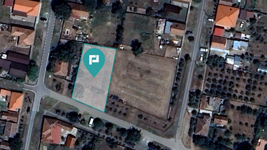 Teren intravilan în localitatea Macea,Arad-698 mp. - Poză 1