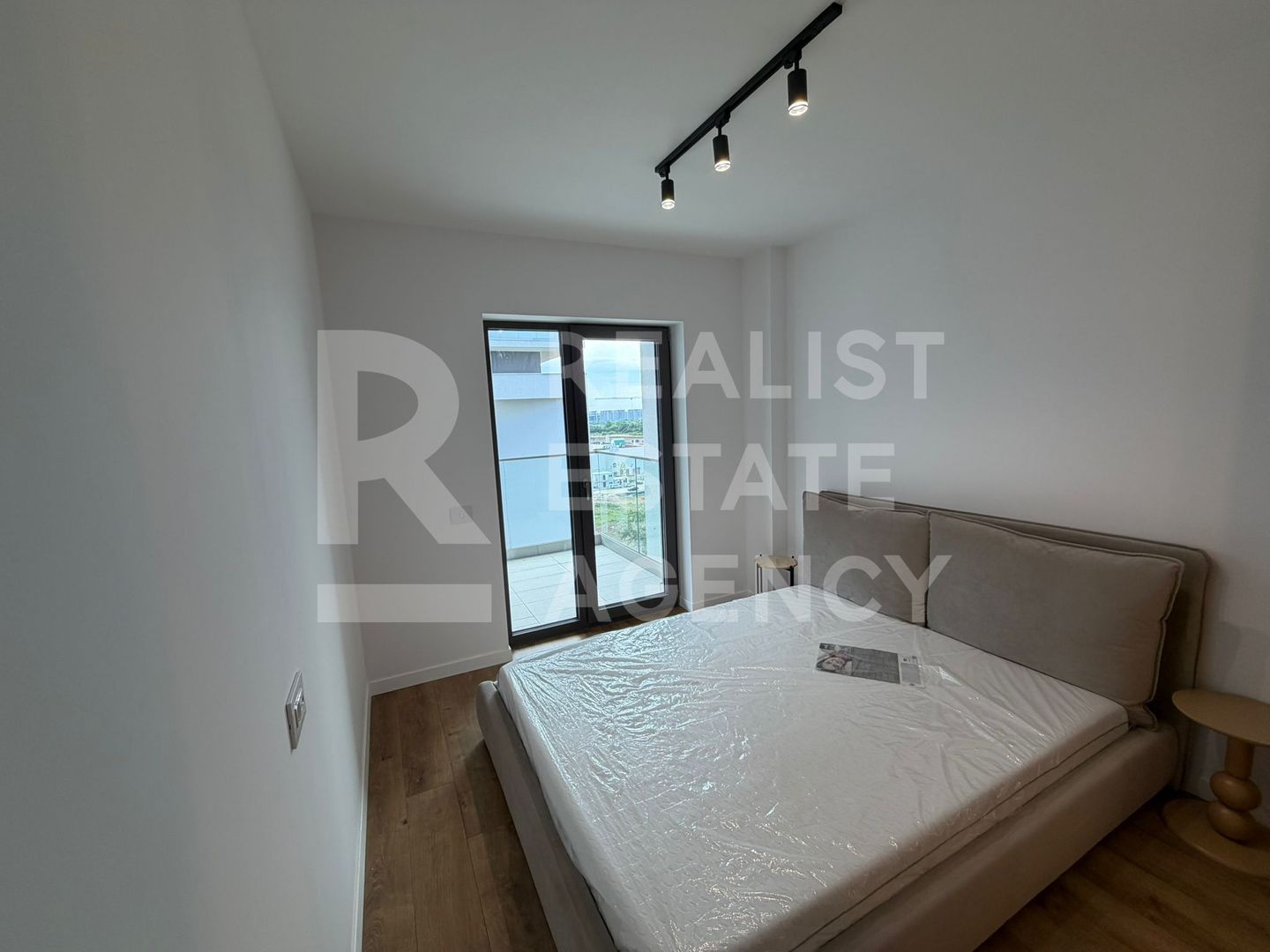 Studio dublu de vânzare în complexul PrimaVista - Poză 6