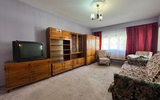 Apartament cu 3 camere decomandate de inchiriat, Cetate - Poză 1
