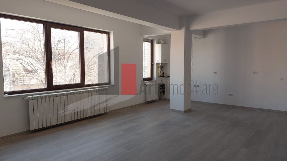 Spatiul "MAGRANA" , P-ta Alba Iulia, imobil 2024, TOTUL NOU, PARCARE INCLUSA - Poză 3