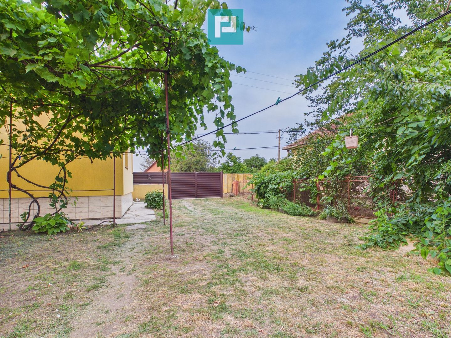 Casă cu 4 camere și teren de 5538 mp în Macea - Poză 14