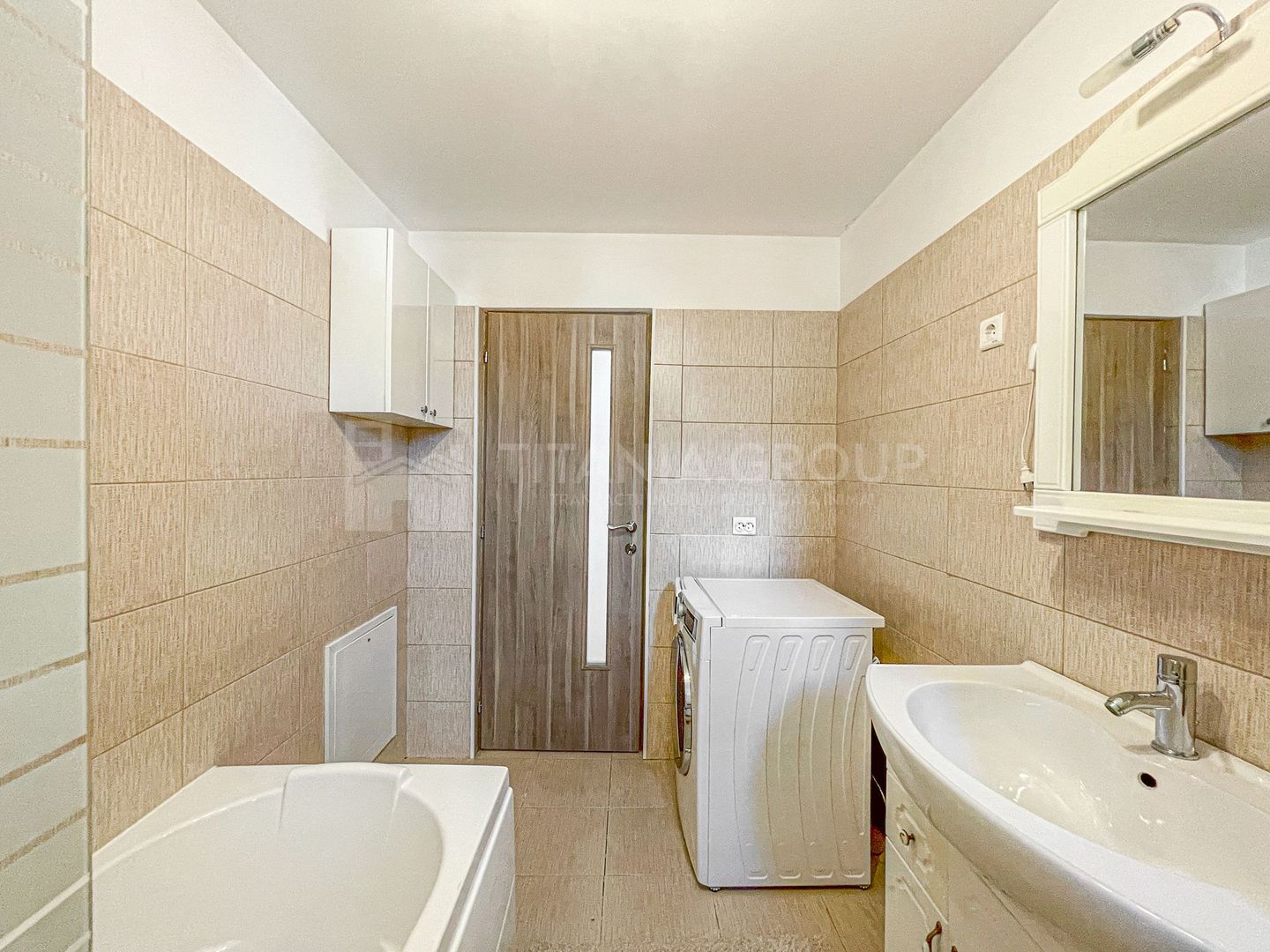 Apartament cu 2 camere, mobilat, si utilat, bloc nou in Centrul Vechi - Poză 6