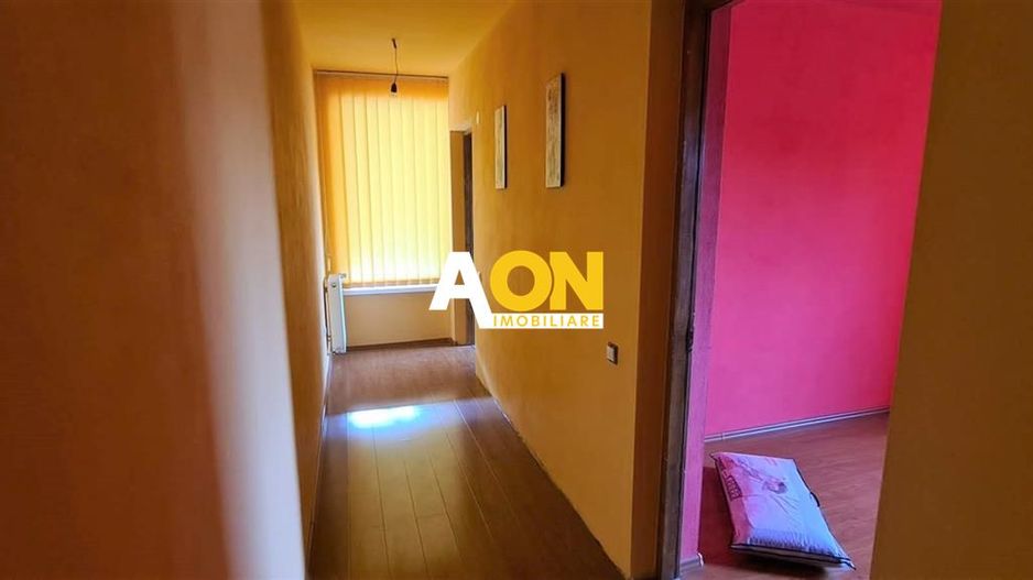 De vanzare casa 4 camere 1392 mp teren in Oarda de Sus - Poză 8