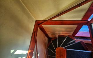 Casă cu arhitectură interbelică, 5 camere, teren 409 mp – Central - Poză 16