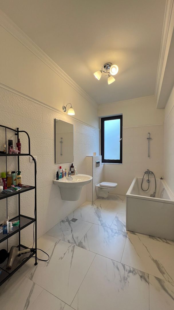 Vila individuala cu 5 camere Otopeni - Poză 15