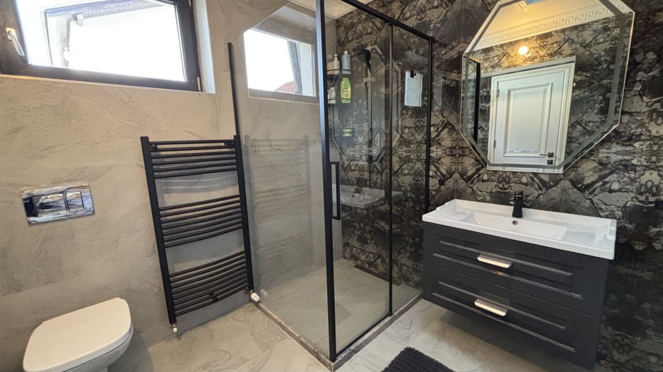 Casa INDIVIDUALA 6 camere, curte superba - zona Brana, Selimbar - Poză 30