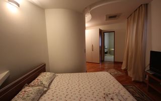 Casa pretabila birouri, camin de batrani - Poză 23