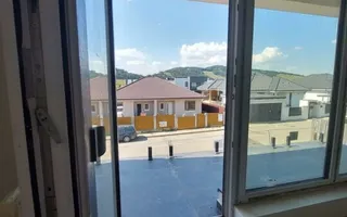 Casă  4 camere 163 mp/utili,  curte 500 mp,finisaje lux - Poză 21