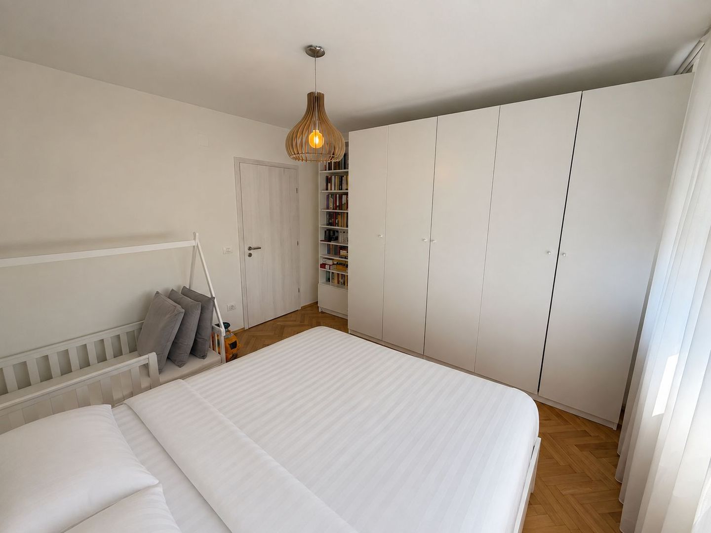 Take Ionescu | 3 Camere | View Panoramic | 2 Băi | Boxă | Renovat Premium - Poză 21