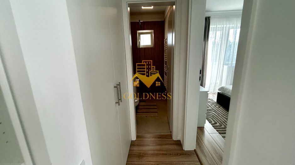 2 camere semidecomandate, Prima Inchiriere, Hotel Royal Gheorgheni - Poză 10