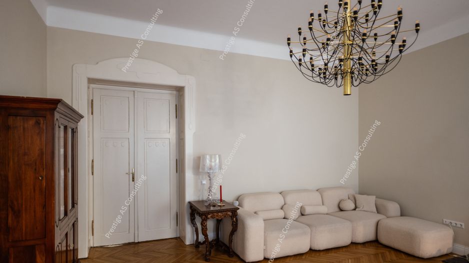 Apartament istoric 2 Camere - ULTRACENTRAL - Timisoara - Poză 1