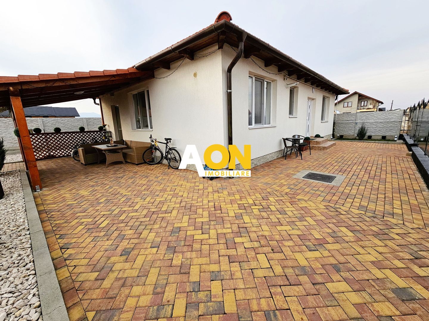Casa 3 camere, mobilata, utilata, 448 mp teren, Partos - Poză 5