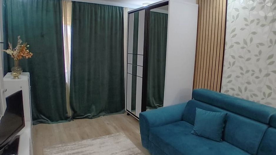 Garsonieră decomandată 29 mp / centrală proprie/ parcare inclusă - Poză 1