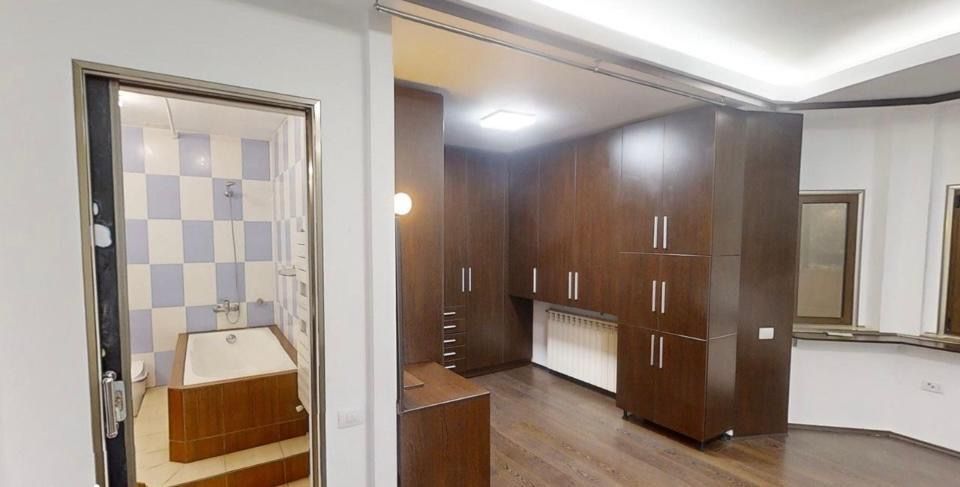 Ion Neculce | Apartament 5 camere în vilă monument - Poză 72