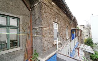 apartament in vila pe Str.Tunari, curte proprie de 115 mp,la245000 Eur - Poză 25