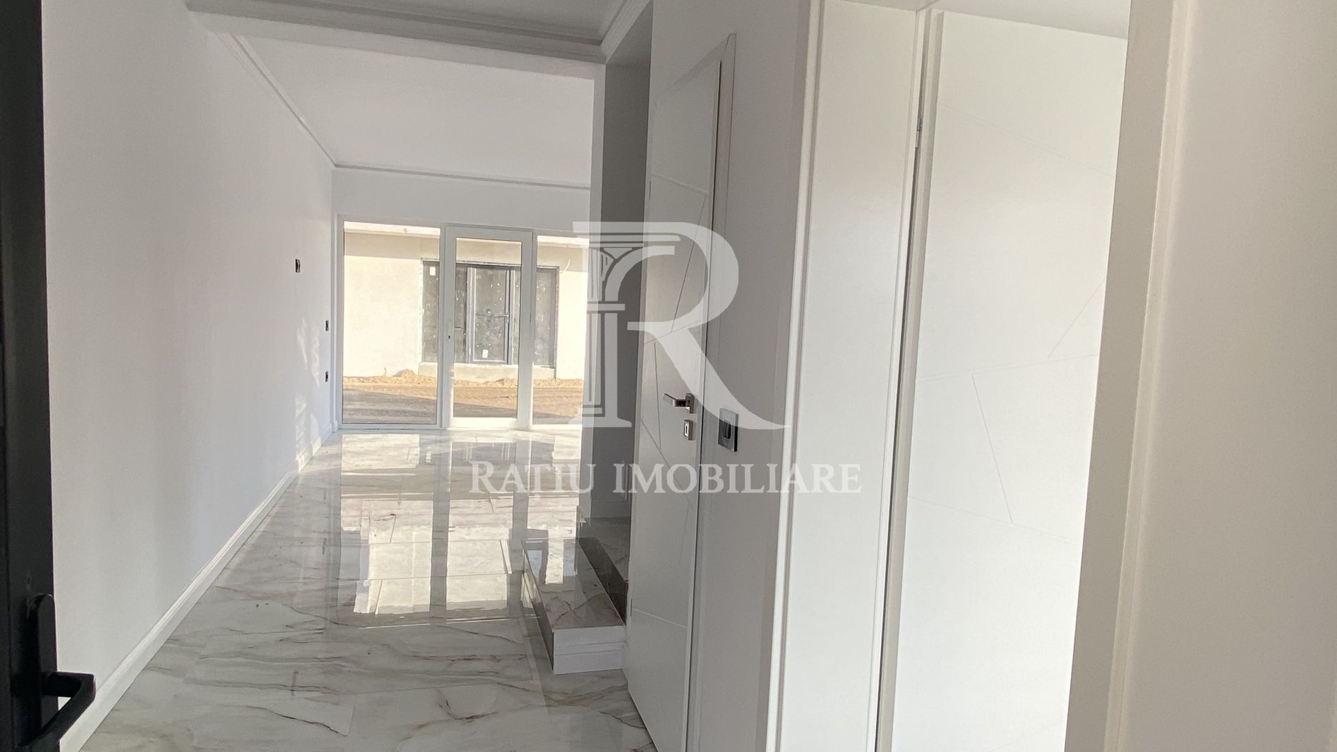 Casă modernă P+1 | 106 mp utili | Terasă + balcon | DecResidence Sânmartin - Poză 5