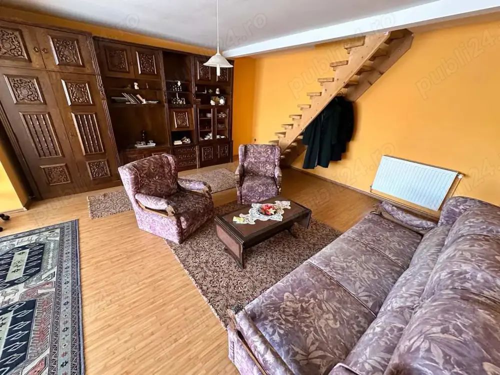 Vand sau schimb Casa P+Et+M -zona Piata Mare Str Bujorului - Poză 6