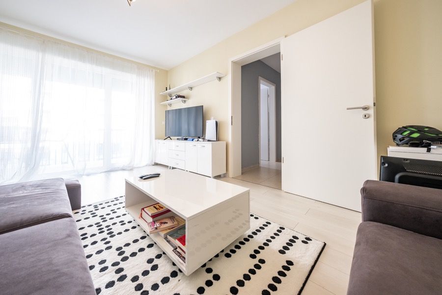 Apartament 2 camere | decomandat Kasper | Parcare si boxa incluse | - Poză 2